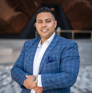 Meet your Posher, Ismael